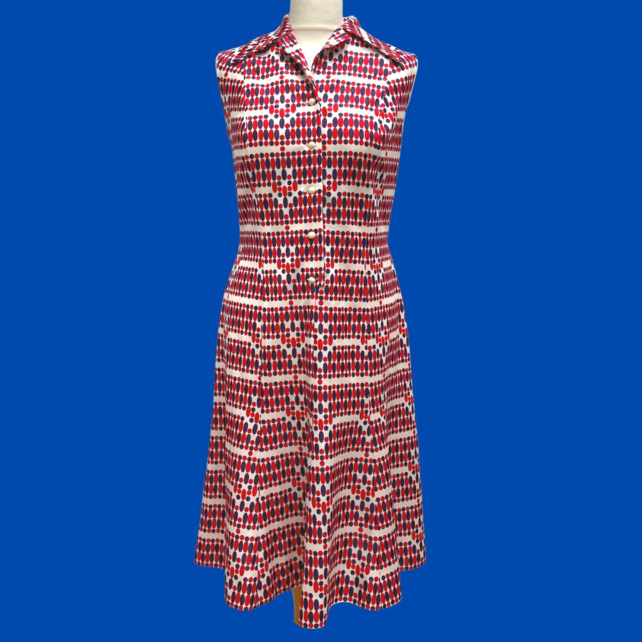 Dagger collar patterned retro 70s dress