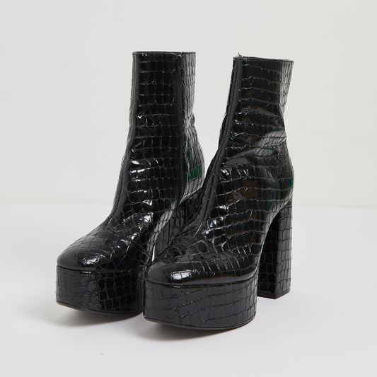 Black 'mock Croc' Platform gogo boots