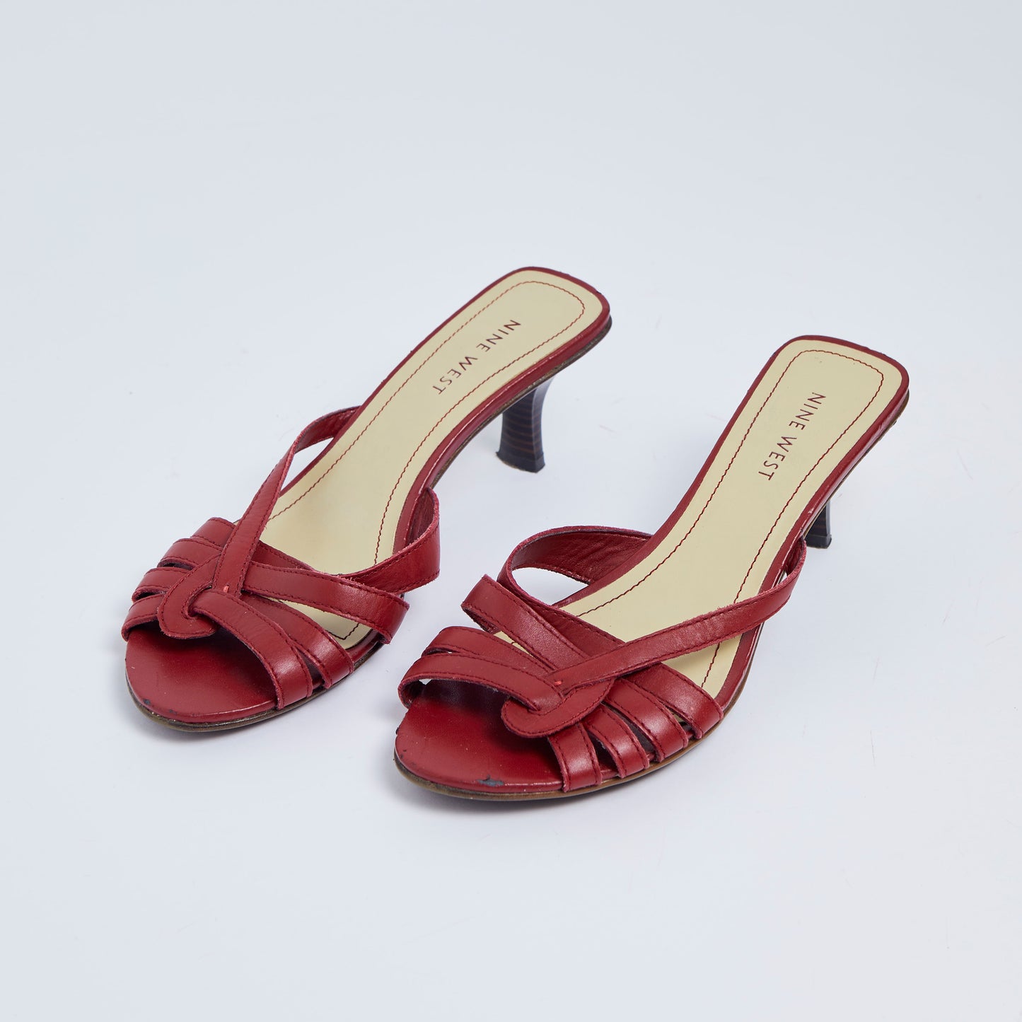 Vintage Y2K Nine West Red Sandal