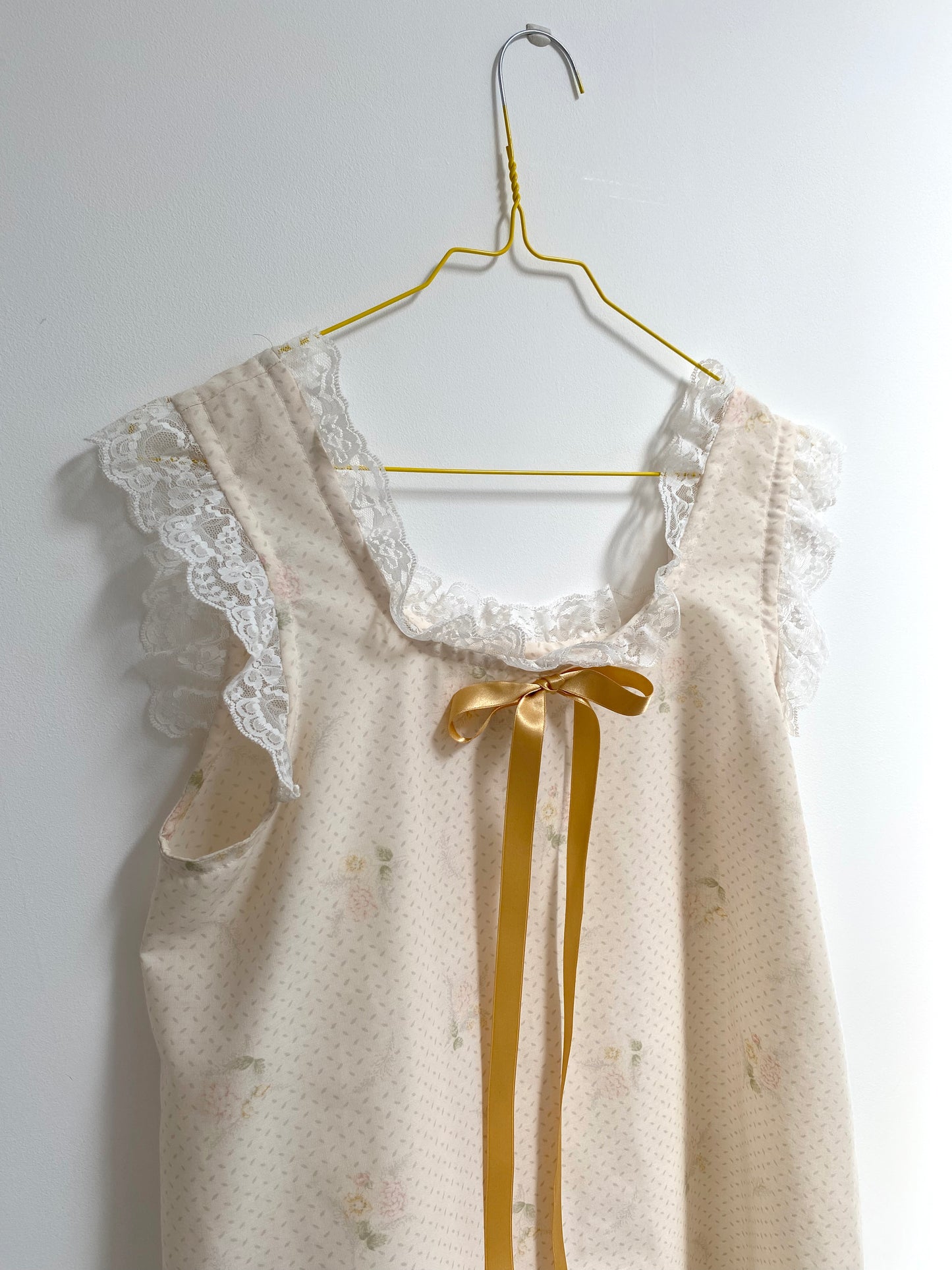 Lana Dress in Cream Ditsy Floral