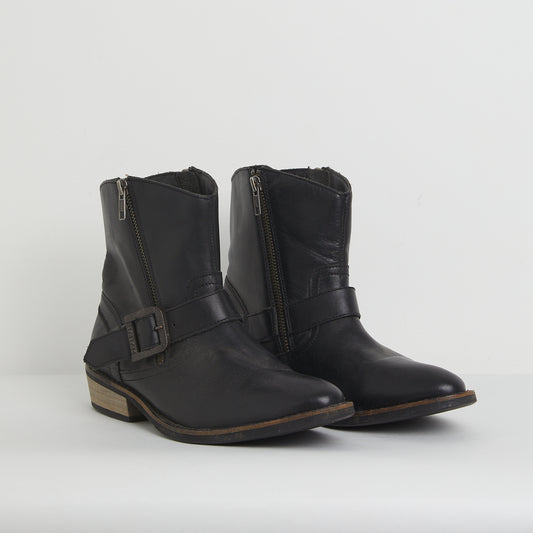 Y2K Leather Firetrap Ankle boots