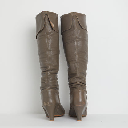 Slouch boots
