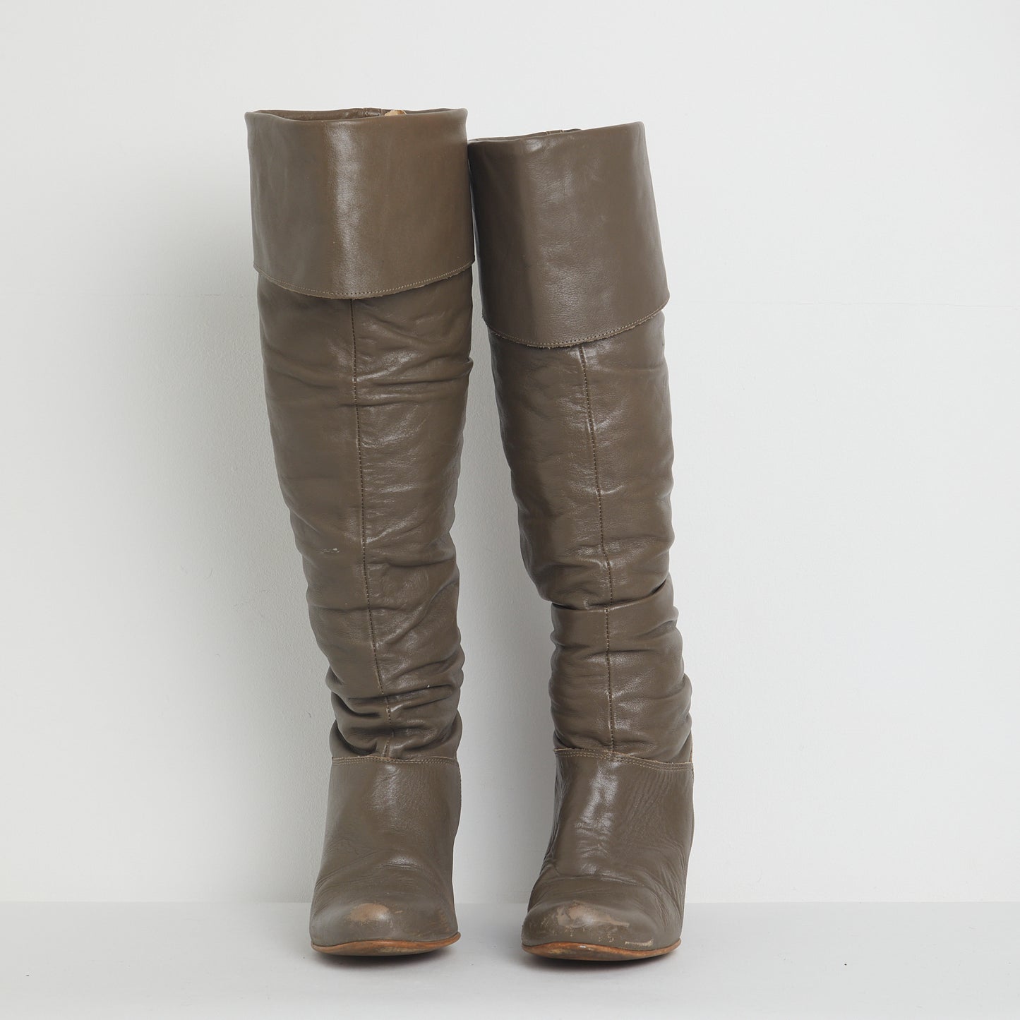 Slouch boots