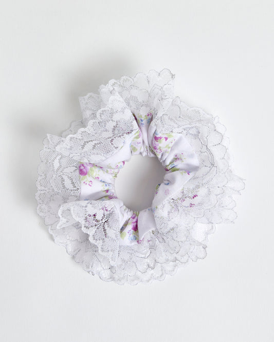 Scrunchie in white floral and glitter lace trim - S